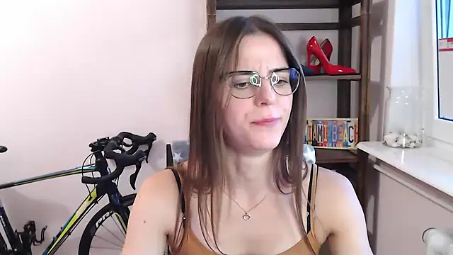 دردشة love_megi الجنسية المباشرة