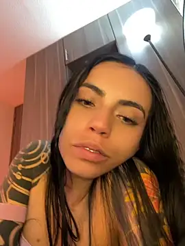 Chat +18 de i_am_nina_ ao vivo