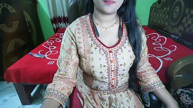 BengaliQueenStar's Live XXX Chat