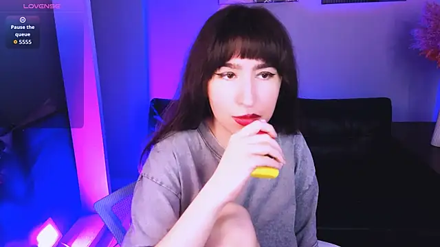Lily_xBabe's Live XXX Chat
