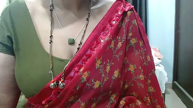 Chat +18 de sunitha-3 ao vivo