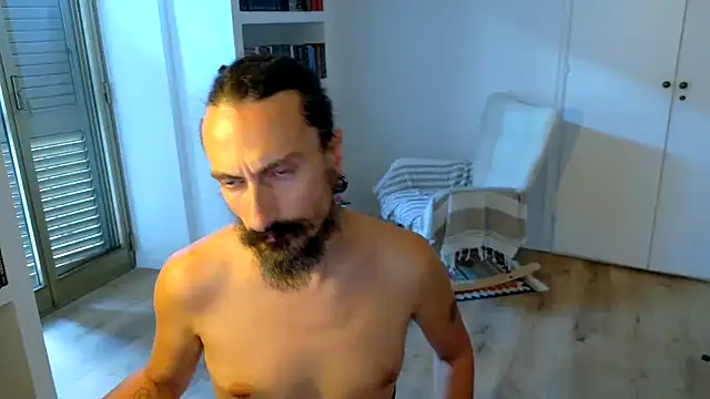 Chatroom XXX en direct de Mrkurt86