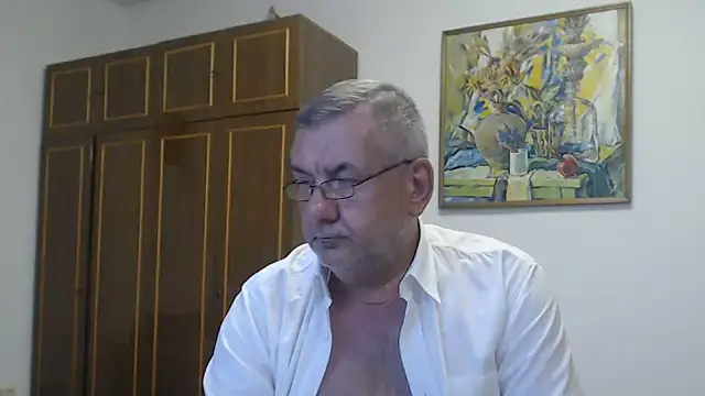 Онлайн чат XXX machomale3