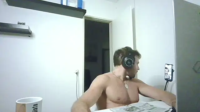 alpha-hunkのライブXXXチャット