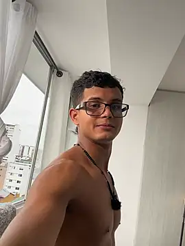 Paradise_boy__'s Live XXX Chat