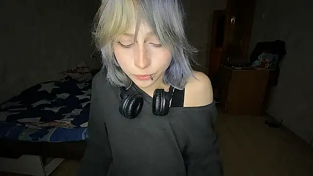 Shinecirtus22's Live XXX Chat