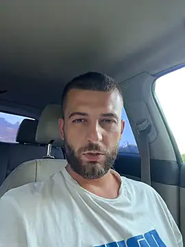 Pablo_Hornyguy95 现场XXX聊天