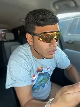 Chat +18 de StrokingDaddy4 ao vivo