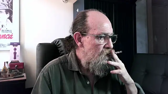 Chat +18 de Uncle_Hottie ao vivo