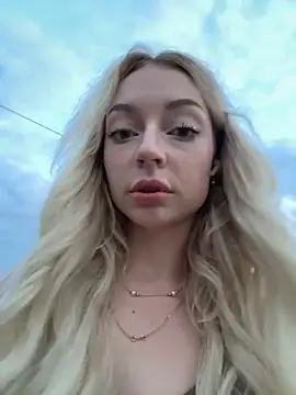 melissa_grr XXX чат на живо