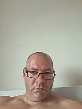 Lucas85530 Live XXX-chat