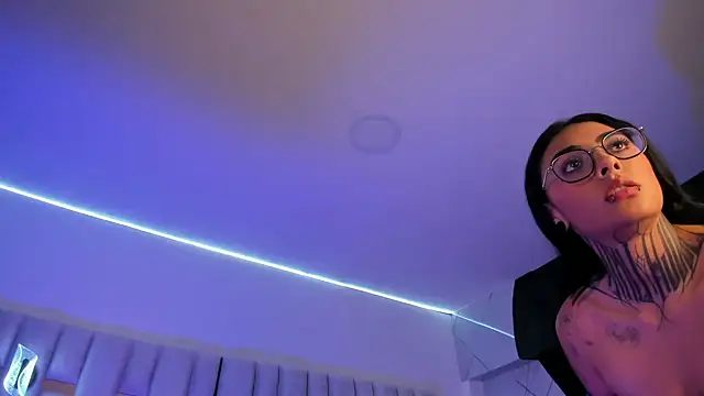 Chatroom XXX en direct de Lovely_celeste