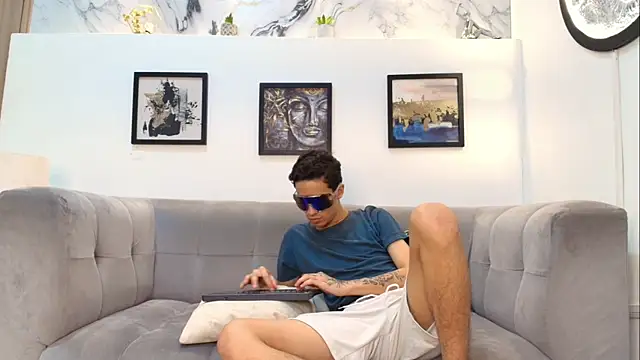Chat XXX ao vivo de GOLDEN_BOSS