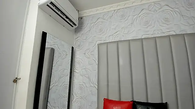 Czat XXX na żywo – AlexaFoxy18
