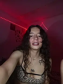 Czat XXX na żywo – AlexxaAndRileyy