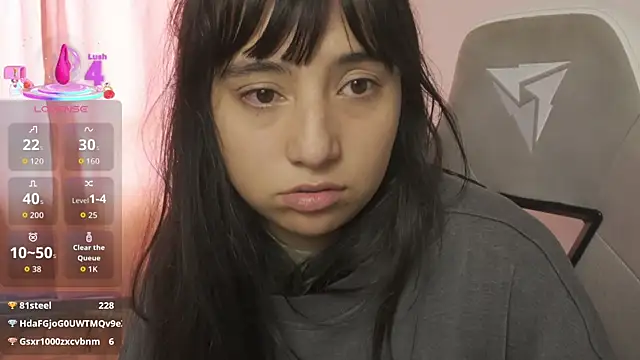 EmmitaGarciaのライブXXXチャット