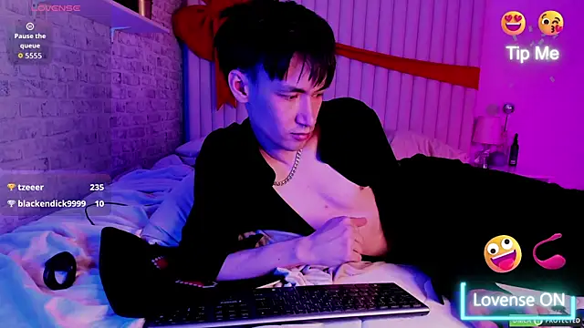 Chat +18 de CalvinChapman ao vivo