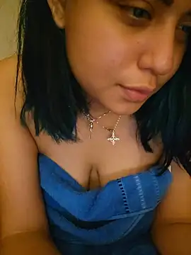 Chat +18 de azulzulix ao vivo