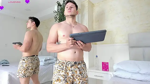 Izui_Pierce 现场XXX聊天