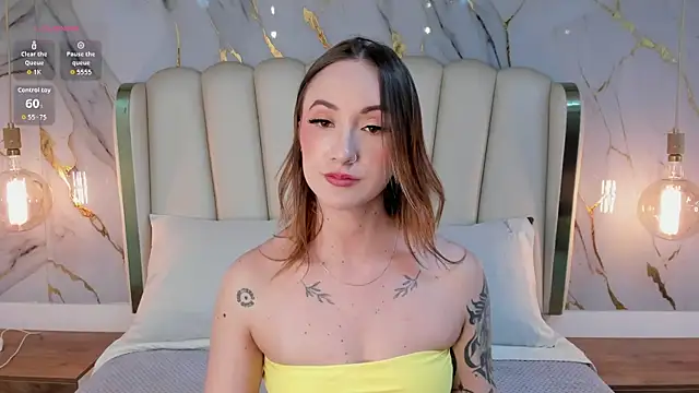 Hannah_Lane Adlı Modelin Canlı XXX Sohbeti