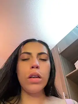 i_am_nina_'s Live XXX Chat