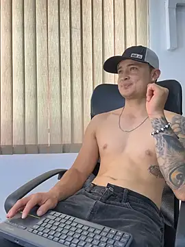 Chat XXX ao vivo de Alexander_ferre