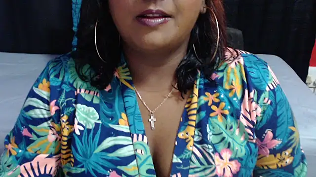 INDIANSIN2 Adlı Modelin Canlı XXX Sohbeti