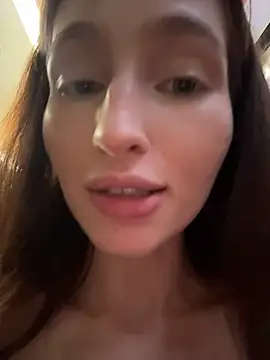 -missbehaving- – Live XXX-chat