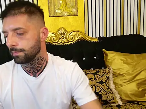 TommyDumn Live XXX chat