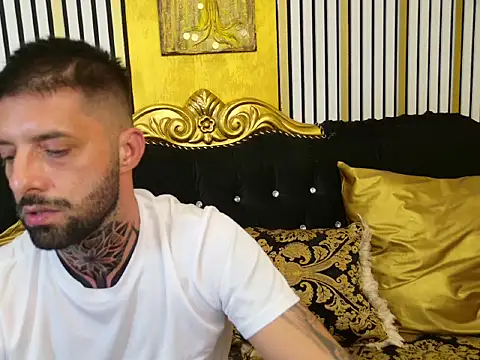 TommyDum Live XXX-chat