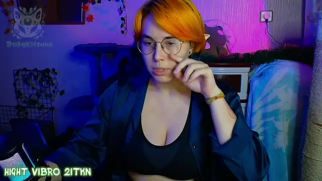 Chat XXX ao vivo de TrickyKitsune