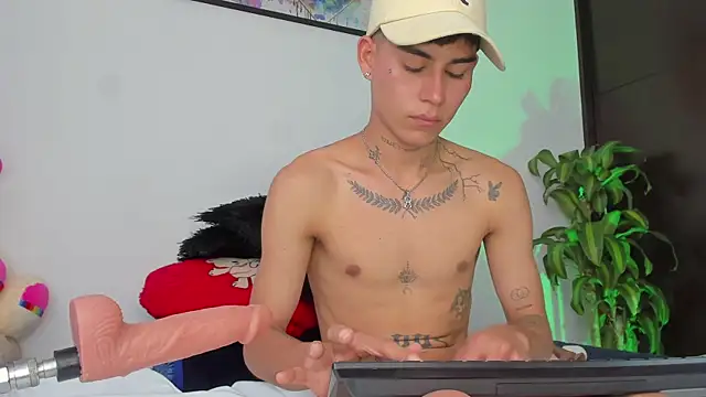 lukasstrong_ Chat XXX in diretta