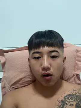 8k6660 即時 XXX 聊天