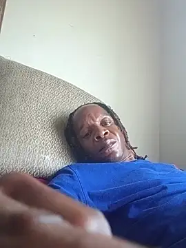 Daddy21BigD Webcam Show