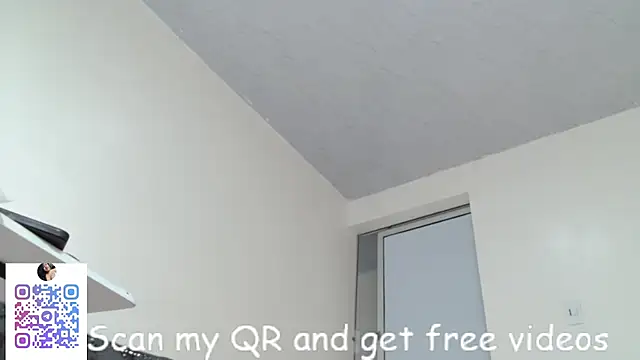 K3ndal1_'s Live XXX Chat
