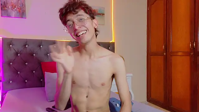 צ'אט XXX בשידור חי של Twink_Sebas7