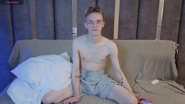 XXX chat uživo modela Midnight_gospell