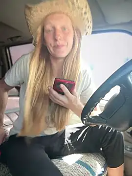 GoldenFlameGoddess' Live XXX Chat