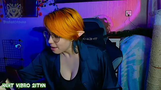 Živý XXX chat TrickyKitsune