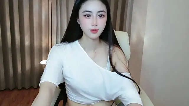 Yumi20052's Live XXX Chat
