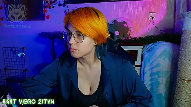 TrickyKitsune – Naživo XXX chat