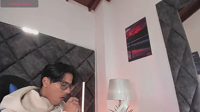 LiamKron Live XXX Chat