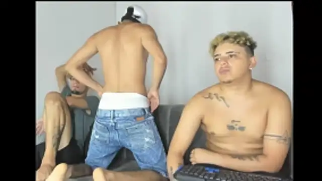 Charlie_Scorpion Live XXX Chat