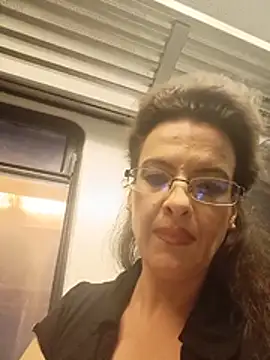 RebeccaNoble Adlı Modelin Canlı XXX Sohbeti