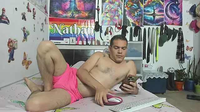 Chat +18 de nathannathaniel ao vivo