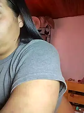 KATYGONZALEZ Adlı Modelin Canlı XXX Sohbeti
