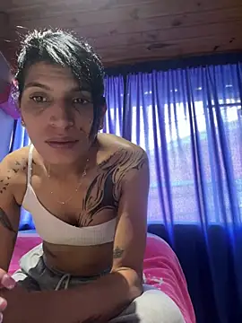 ImCrazzy Live XXX Chat