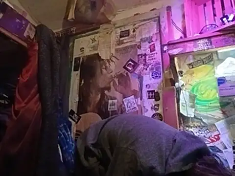 nearby_causual Show in webcam