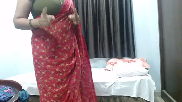 Chatroom XXX en direct de sunitha-3