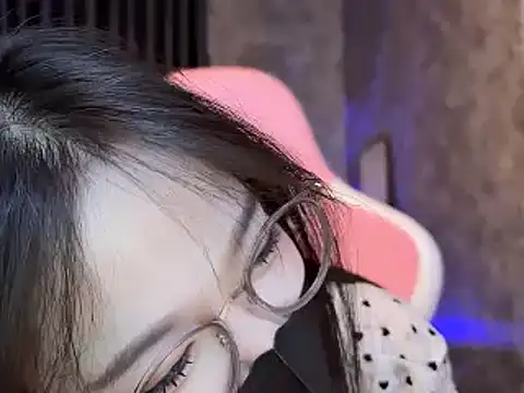 Julie_Ulie 现场XXX聊天